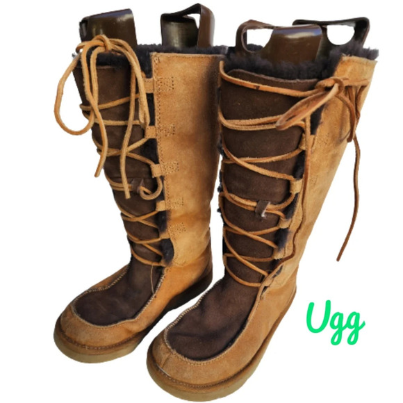 Ugg Whitley Moccasin shearling‎ boots 6 - Picture 1 of 16